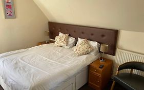 The Linden Leaf Rooms